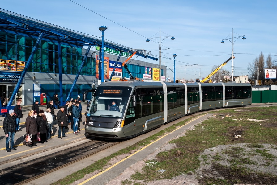 Літо в столиці: як у Києві працює система кондиціонування транспорту?