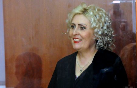 Неля Штепа позивається проти Ірини Геращенко у справі про захист честі і гідності