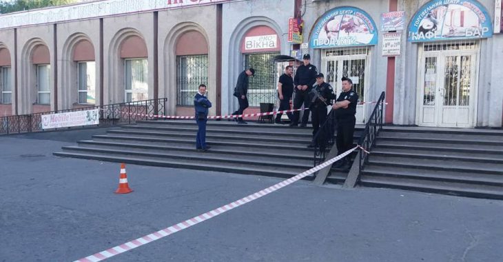 У нічному клубі в Сумах підірвали гранату, вже 9 постраждалих (ОНОВЛЕНО) У нічному клубі в Сумах підірвали гранату, вже 9 постраждалих (ОНОВЛЕНО)