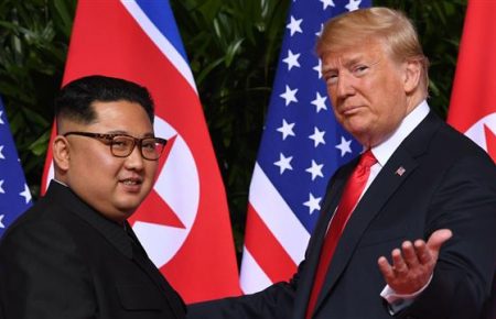 Швидке ядерне роззброєння Північної Кореї: Дональд Трамп назвав Кім Чен Ина «дуже розумним»