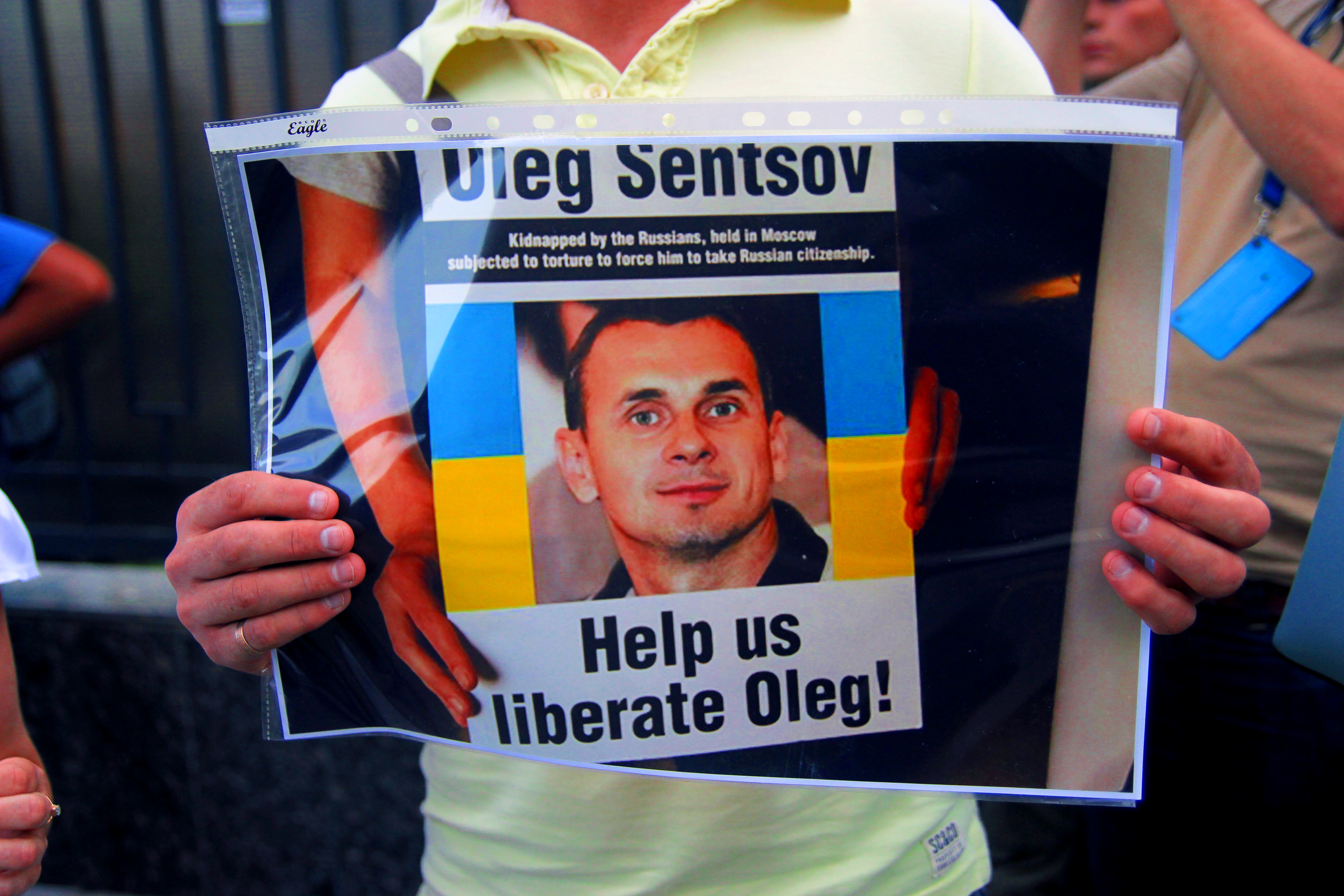 #FreeSentsov: в Одесі пройшла акція на підтримку Олега Сєнцова (ФОТО)