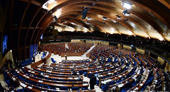 У Раді Європи очікують повного розслідування нападу на ромів У Раді Європи очікують повного розслідування нападу на ромів