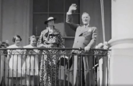 У США опублікували відео, на якому президент Рузвельт виступає стоячи (ВІДЕО)