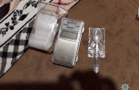 У Маріуполі поліція викрила лабораторію з виготовлення амфетаміну (ФОТО)