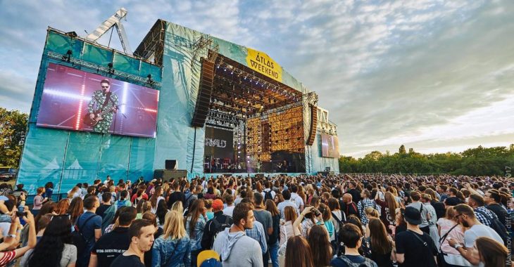 Метро «Виставковий центр» у Києві обмежать на вхід на час фестивалю Atlas Weekend Метро «Виставковий центр» у Києві обмежать на вхід на час фестивалю Atlas Weekend