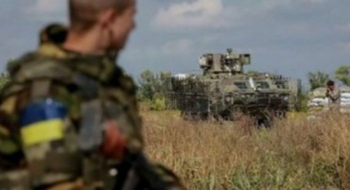 На Донбасі отримав поранення український військовий На Донбасі отримав поранення український військовий
