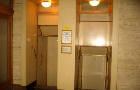 Ліфт, що ніколи не зупиняється - мандрівки старим Ужгородом