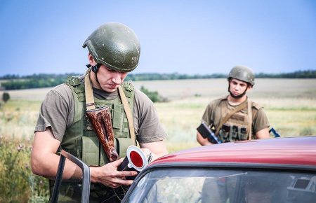 На Донбасі затримали чотирьох підозрюваних у співпраці з бойовиками «ДНР»