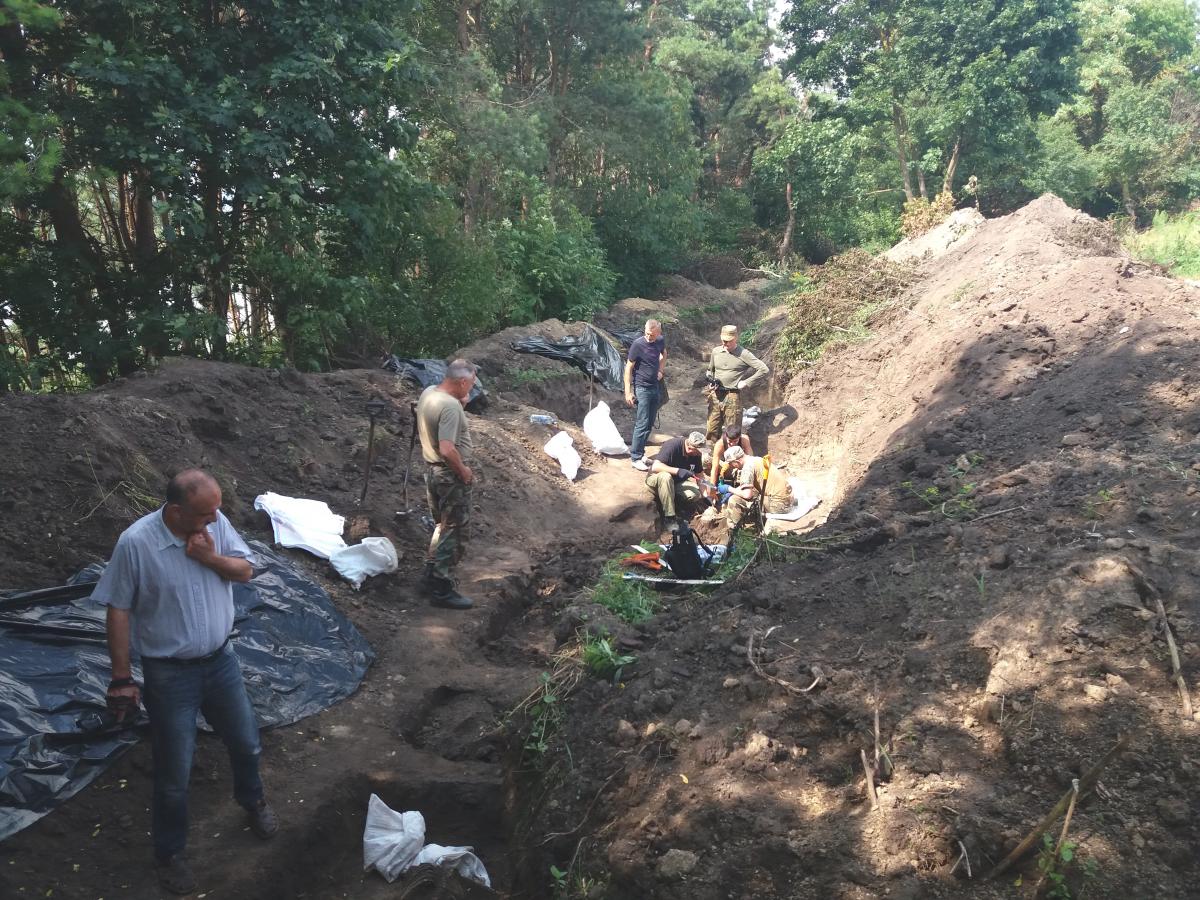 На Тернопіллі знайшли поховання членів  ОУН та УПА