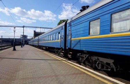 Пасажирські поїзди відновили рух за розкладом після аварії в Одеській області
