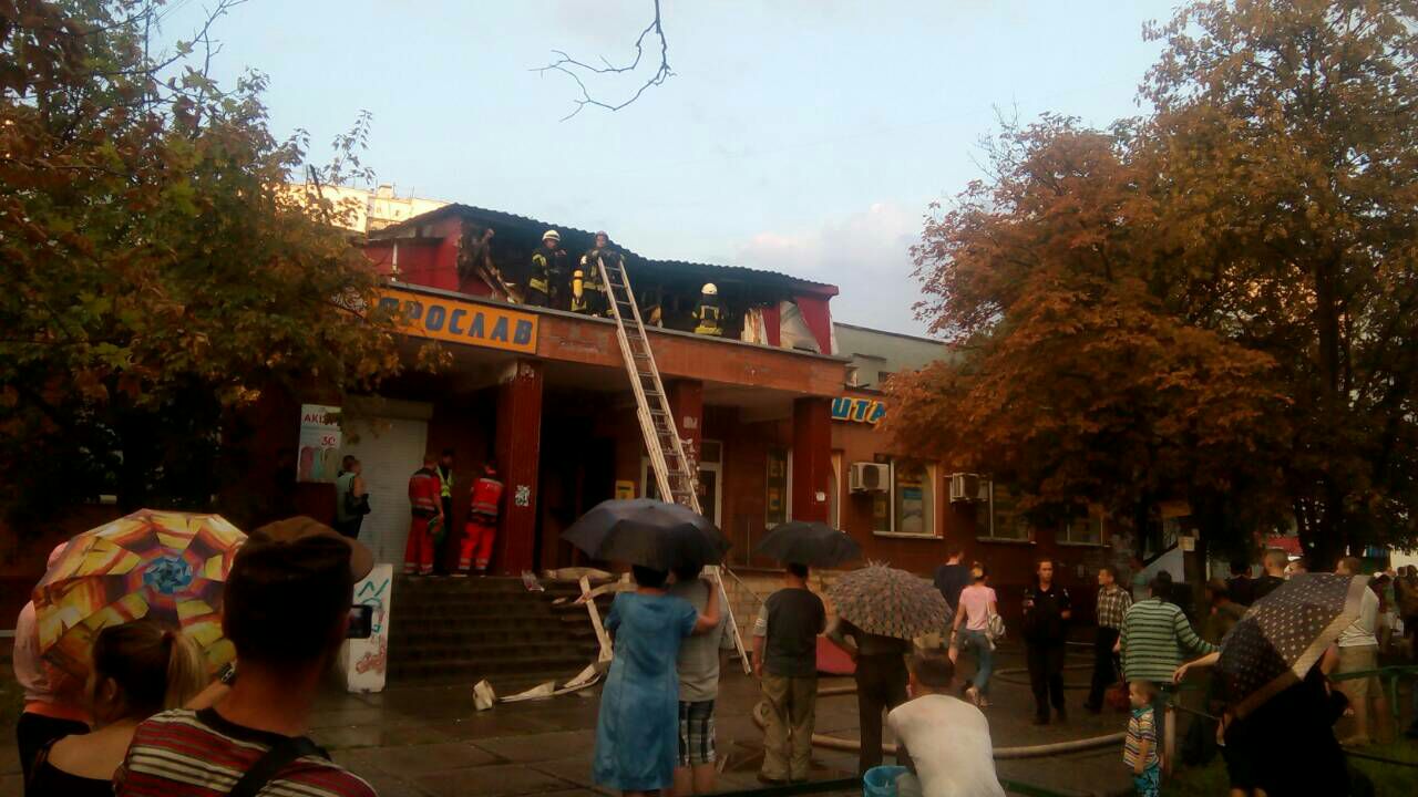 Пожежа у київському хостелі: один із мешканців підпалив себе, - поліція
