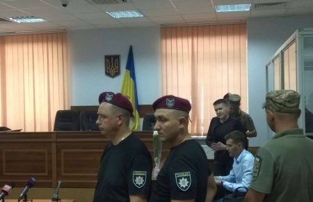 Суд про продовження арешту Савченко відклали ще на дві години, попередній термін спливає опівночі