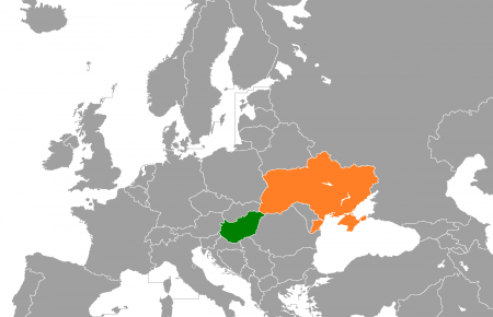 Чому Угорщина хоче блокувати будь-яке рішення саміту Україна-Грузія-НАТО?