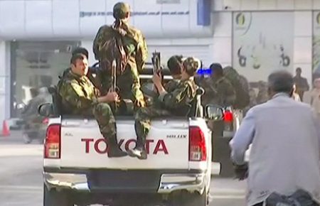 Збільшилась кількість жертв у теракті біля аеропорту Кабула (ОНОВЛЕНО)