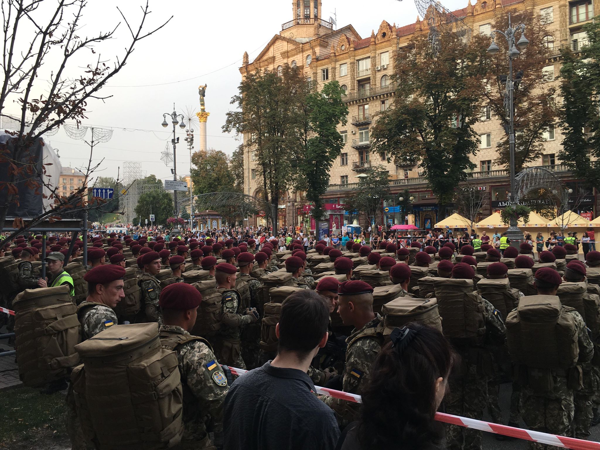 На Хрещатику триває репетиція параду до Дня незалежності України (ФОТО)