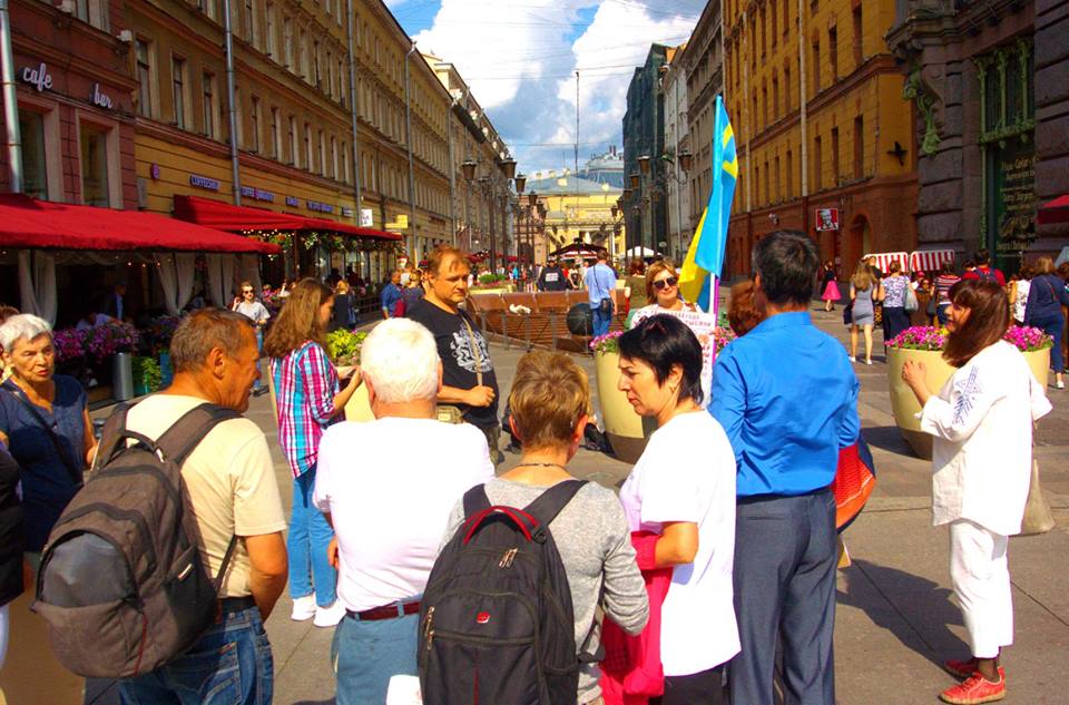 У Санкт-Петербурзі в Росії провели одиночні пікети за звільнення українських політв’язнів (ФОТО)