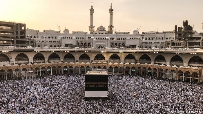 На хадж у Саудівській Аравії зібрались два мільйони мусульман