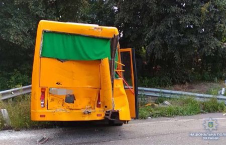ДТП із пасажирським автобусом у Києві: є  постраждалі