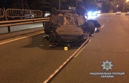 ДТП з 4 автівками у Києві: одна людина загинула