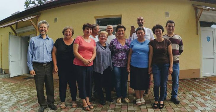 «Спершу тут була Шевченківська хата». Як лікарі з Львівщини самостійно змінили сільську амбулаторію «Спершу тут була Шевченківська хата». Як лікарі з Львівщини самостійно змінили сільську амбулаторію