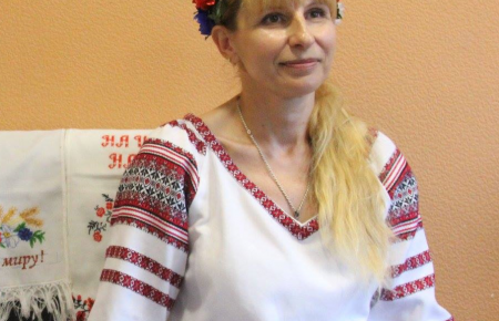 В Криму обшуки у активістки Українського культурного центру Ольги Павленко