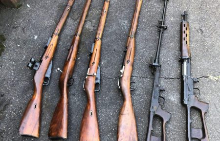 У Маріуполі виявили незаконний арсенал зброї (ФОТО)