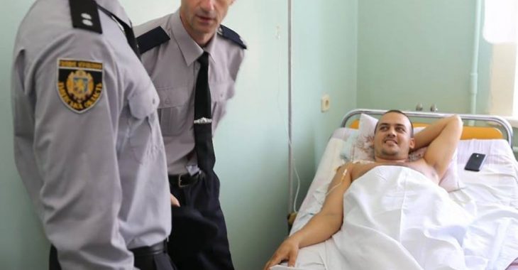 Представника «С14», який вдарив ножем поліцейського у Львові, арештували без альтернативи застави Представника «С14», який вдарив ножем поліцейського у Львові, арештували без альтернативи застави
