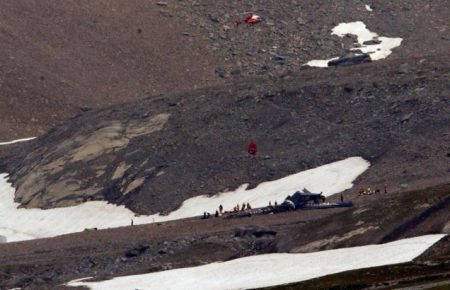 Поліція Швейцарії відкрила кримінальну справу у зв’язку з аварією літака