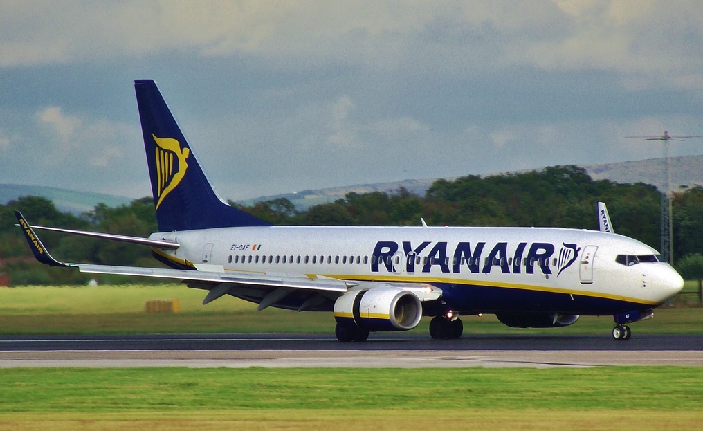 Ryanair анонсував нові правила перевезення ручної поклажі