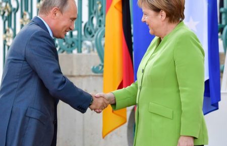 Ангела Меркель зустрілась з Володимиром Путіним: обговорили конфлікт на сході України, газопровід «Північний потік-2», Сирію та Іран