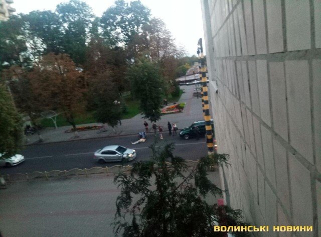 У Луцьку на пішохідному переході збили письменника Володимира Лиса, наразі він у лікарні