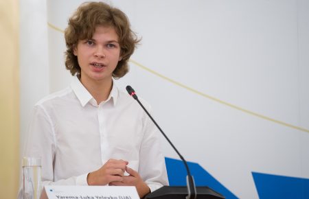 Український школяр посів перше місце на міжнародних молодіжних дебатах у Словаччині