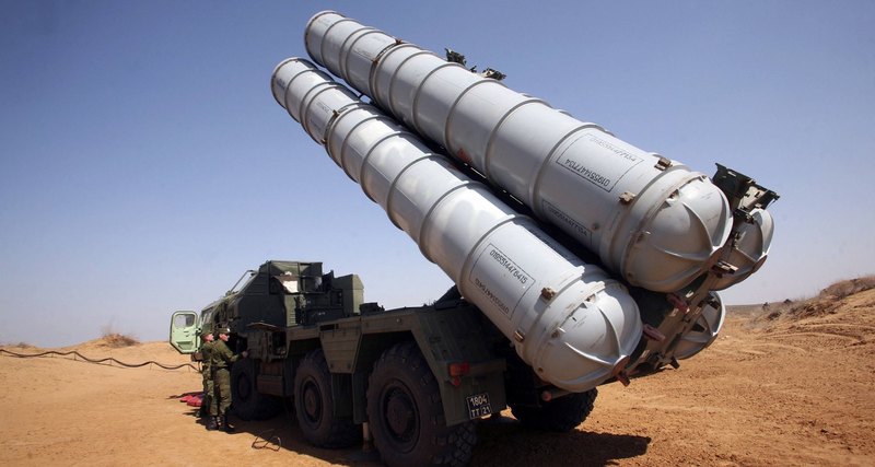 Міністр закордонних справ РФ Лавров заявив, що Росія вже постачає ракетні комплекси С-300 у Сирію