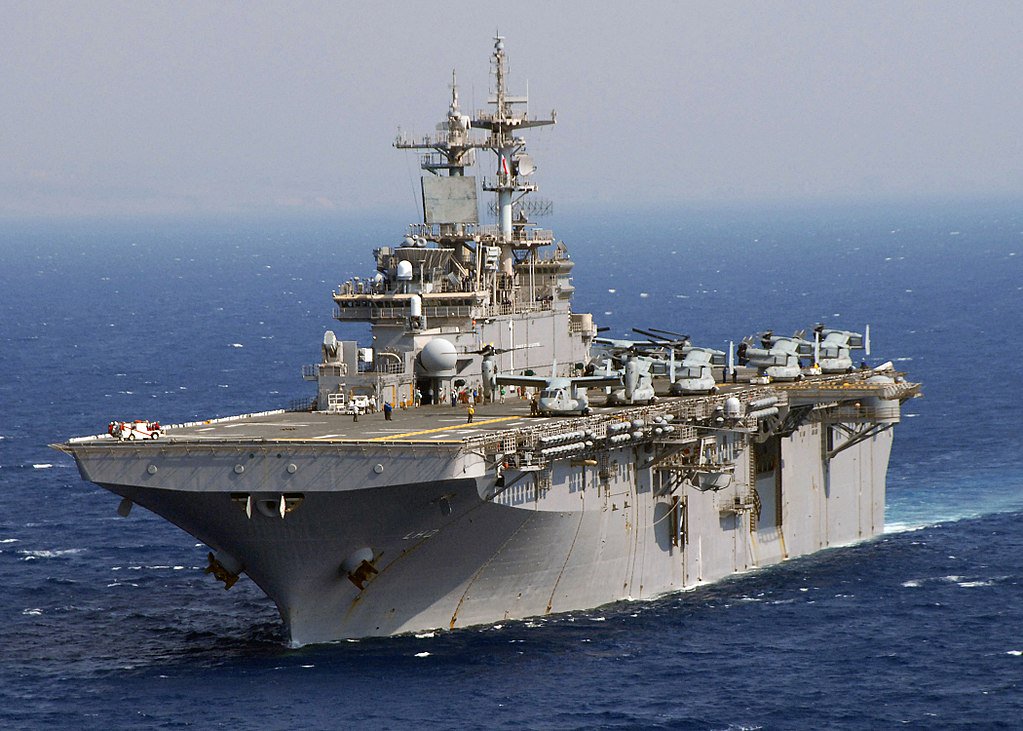 Китай відмовив кораблю МВС США у можливості зайти до порту в Гонконзі