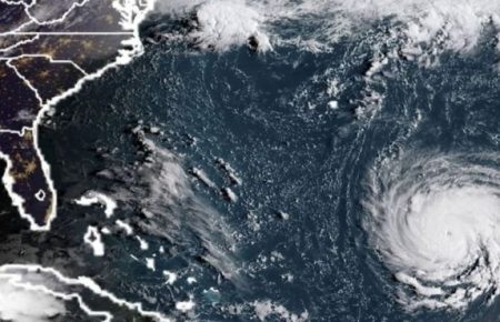 Підвищення температури води Атлантичного океану може спричиняти урагани — вчені