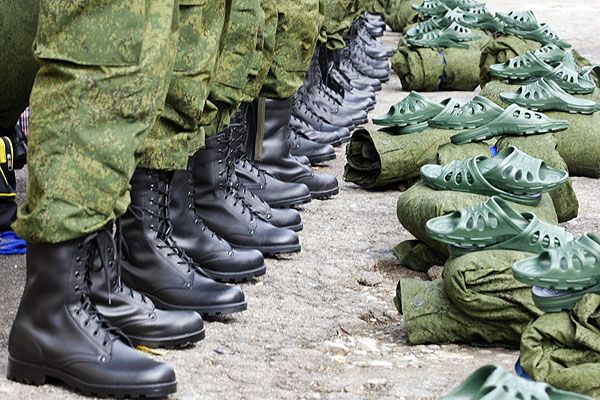 Что делать крымчанам, которые не хотят служить в российской армии? Советы правозащитника