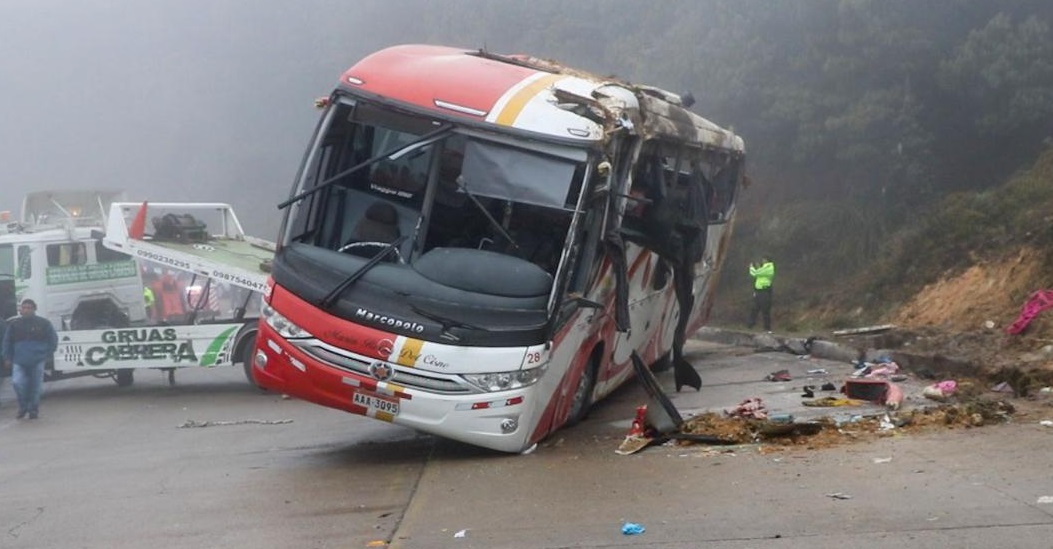 В Еквадорі у ДТП з автобусом загинули 11 людей