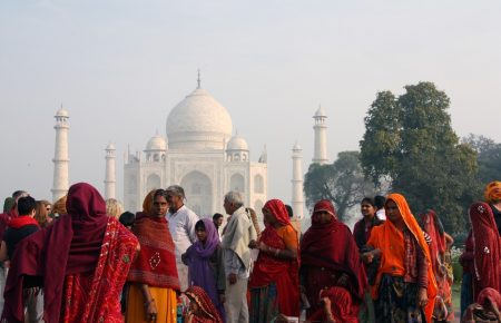 В Індії скасували кримінальну відповідальність за одностатевий секс