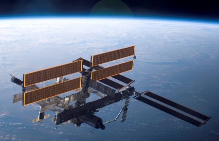 У Росії заявили про наміри вийти з проєкту Міжнародної космічної станції з 2025 року