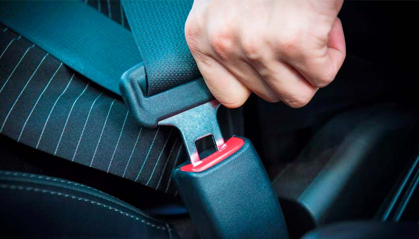 ВРУ ухвалила законопроект про підвищення штрафу за непристебнутий ремінь безпеки в авто