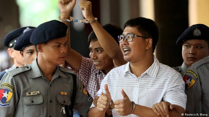 У М'янмі двох журналістів Reuters засудили до 7 років в’язниці