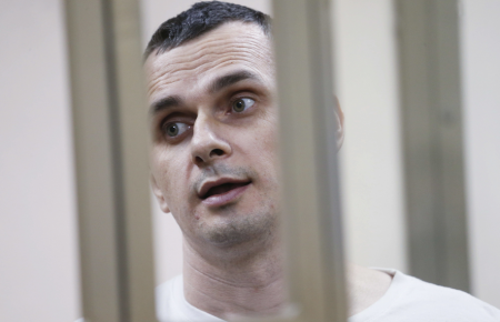 Польща присвоїла ув'язненому  у Росії Сенцову нагороду «За людську гідність»