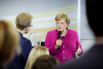 Як рішення Меркель не переобиратися вплине на Україну? Коментар політолога