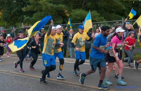 Ветерани АТО пробігли марафон Морської піхоти у Вашингтоні