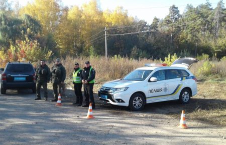 Поблизу військових складів на Чернігівщині поліція продовжує посилене патрулювання