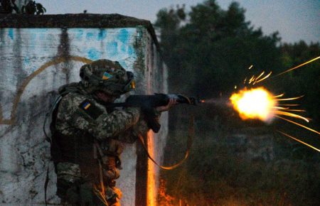 Доба на Донбасі: бойовики тричі вели обстріли поблизу Мар'їнки