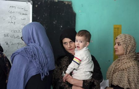 Вибори в Афганістані: від вибуху на сході країни загинули 11 людей, серед них — шестеро дітей