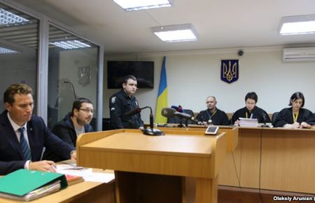 Екс-перекладачу прем'єра Гройсмана, обвинуваченому у держзраді, продовжили арешт до 27 грудня
