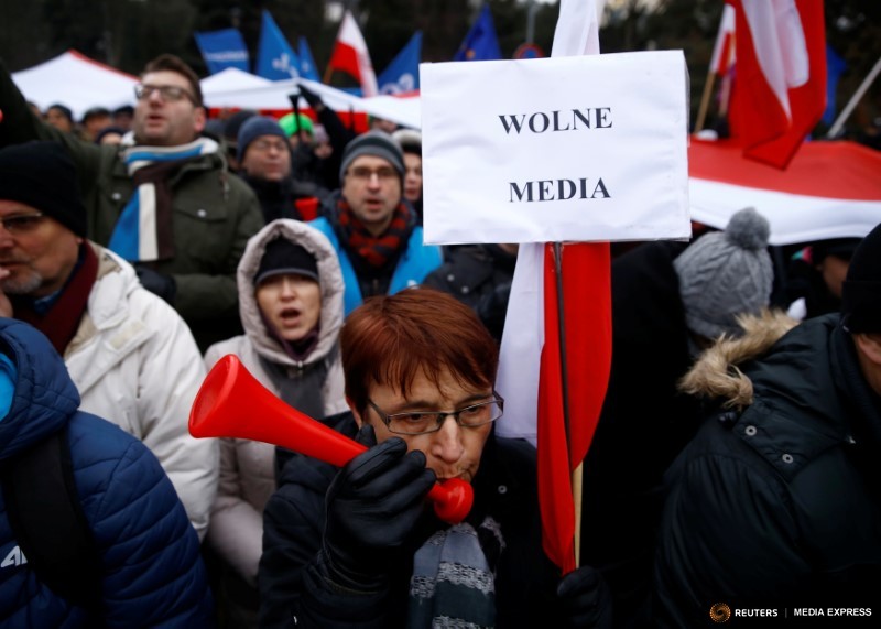Россия часто использует тему Украины в своей пропаганде в Польше — аналитик