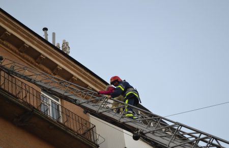 В Одесі сталася пожежа у багатоповерхівці: 10 людей евакуювали